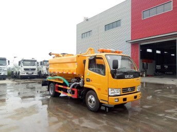 重慶專用車廠家 高壓清洗吸污車、吸糞車及管道疏通車價(jià)格解析